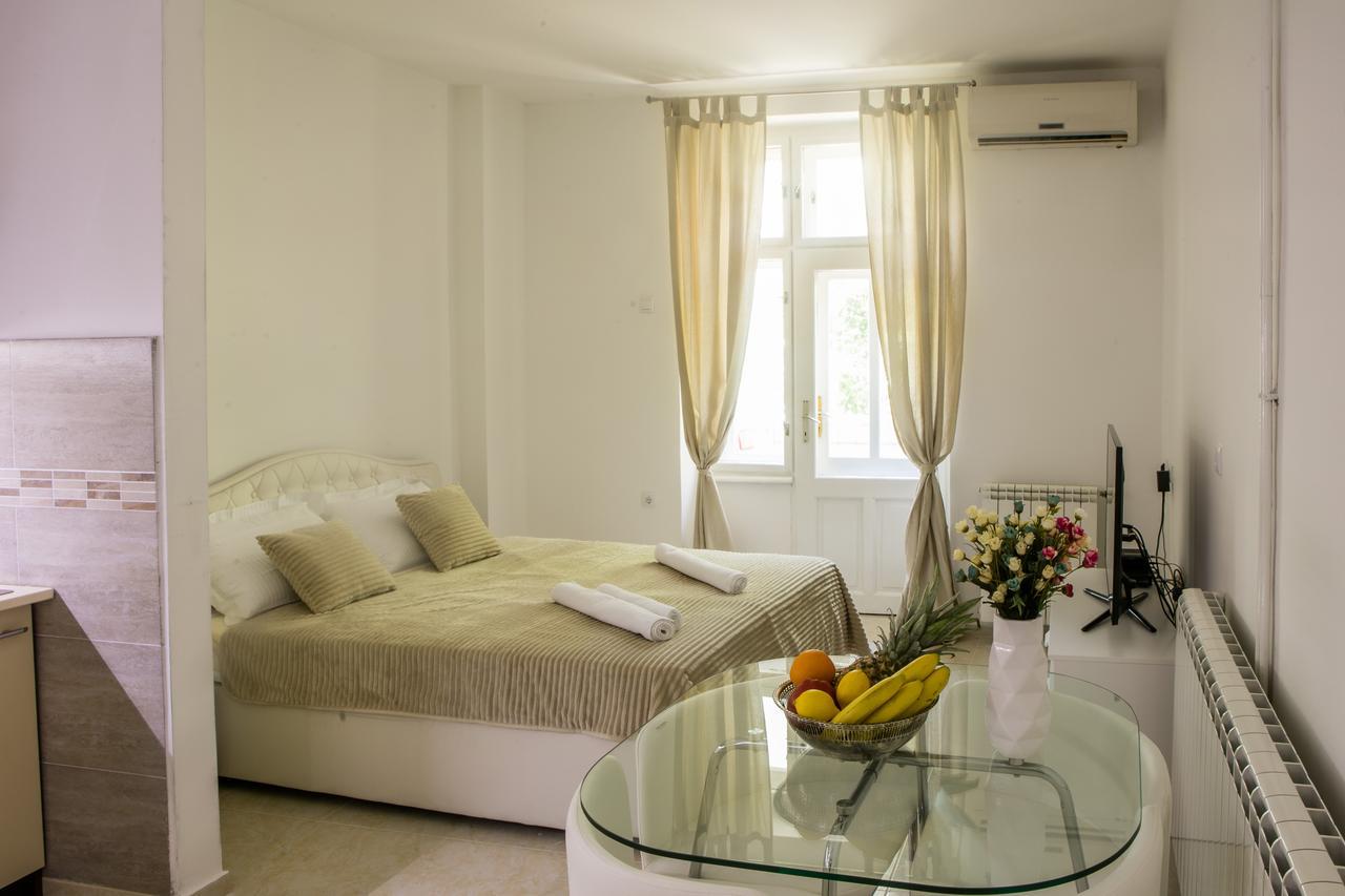 Natalie'S Apartment Βελιγράδι Εξωτερικό φωτογραφία