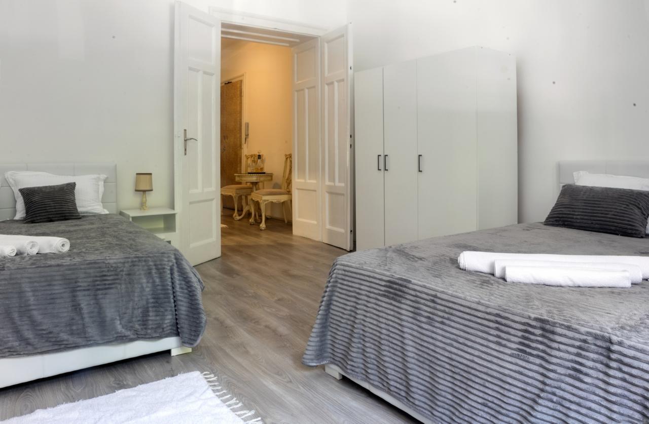 Natalie'S Apartment Βελιγράδι Εξωτερικό φωτογραφία